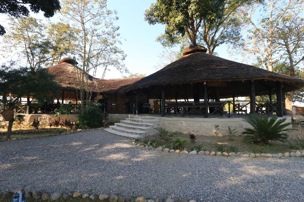 Siddhartha Wildlife Retreat Meghauli Exterior foto